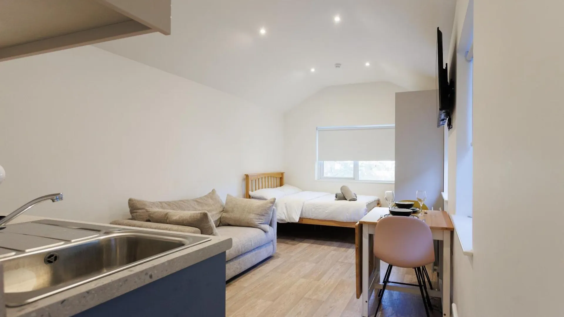 Boutique Belfast Apartment For 2