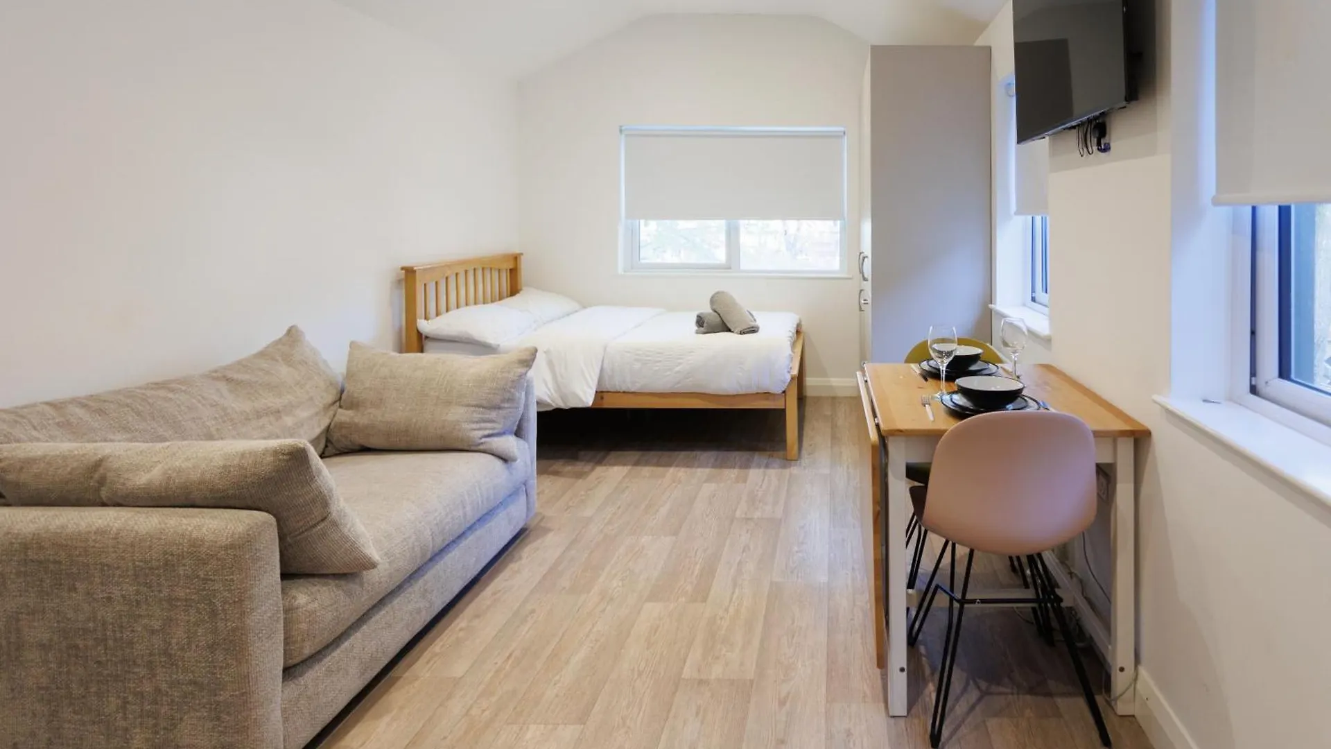 Boutique Belfast Apartment For 2